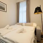 71M² Modern Apartment In The Heart Of The City