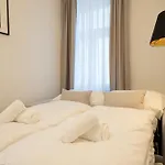 71M² Modern Apartment In The Heart Of The City